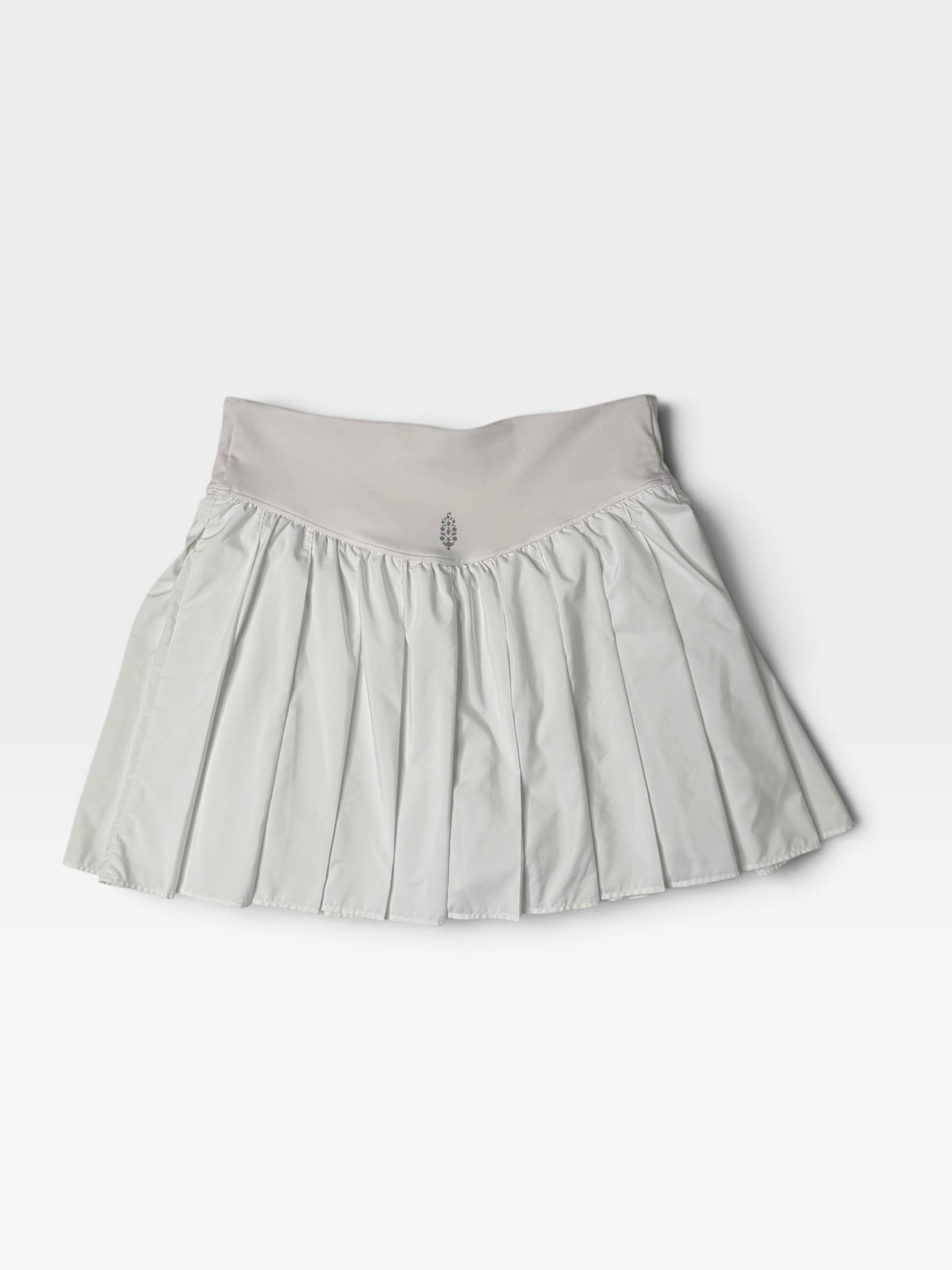 WHITE FP MOVEMENT SKORT M
