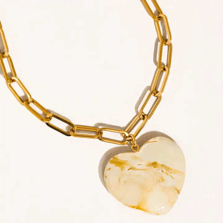 18K GOLD WHITE HEART CHAIN NECKLACE (NON-TARNISH)