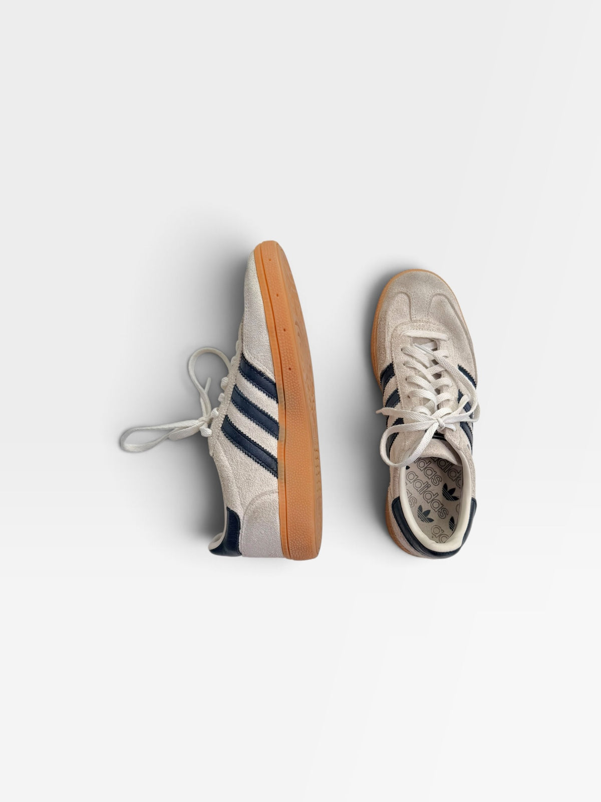CREAM/BLACK ADIDAS HANDBALL SPEZIAL SHOES (ORG. $110) | 7.5