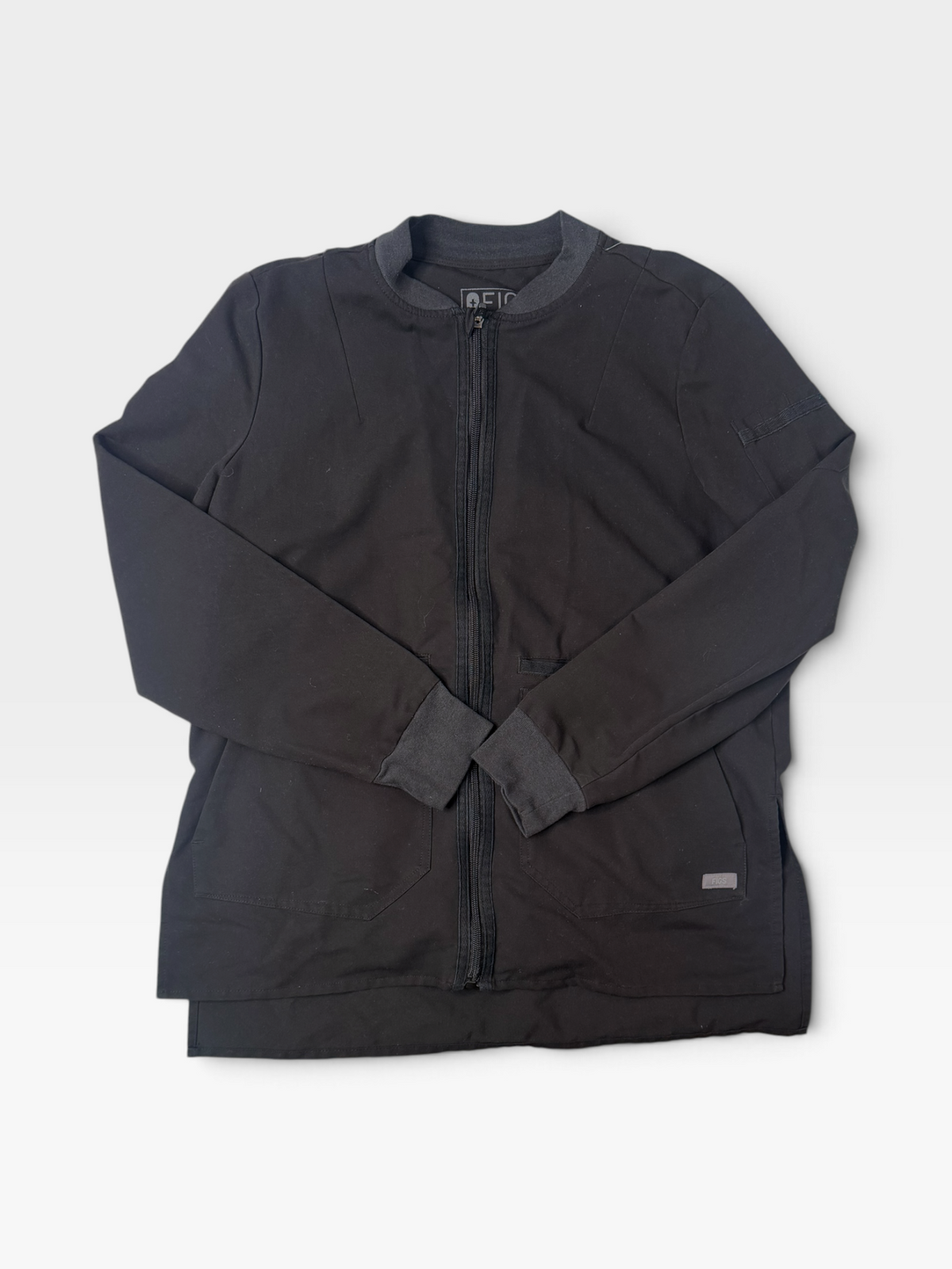 BLACK FIGS FULL ZIP SCRUB JACKET | S