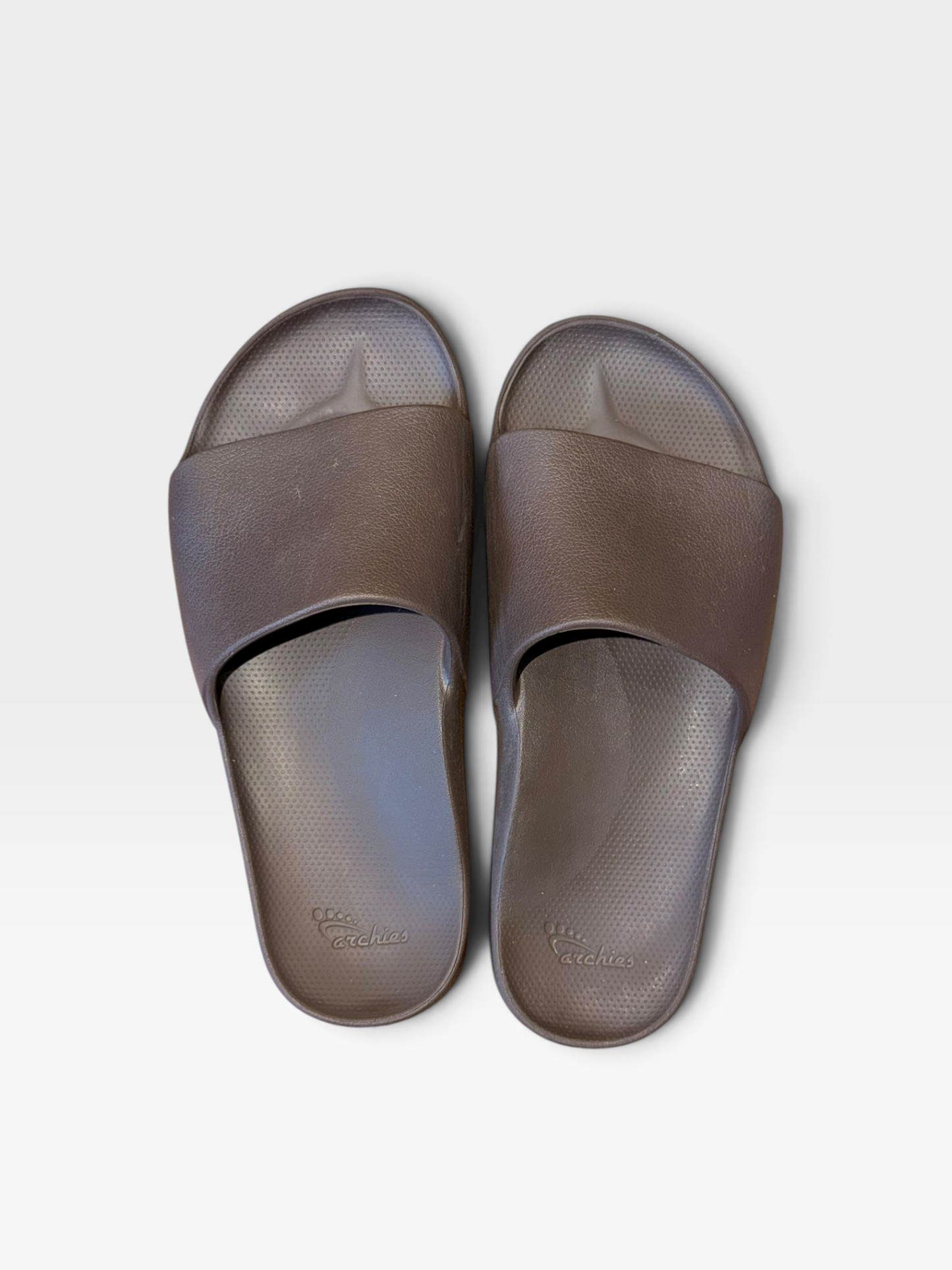 ARCHIES BROWN SLIDES 10