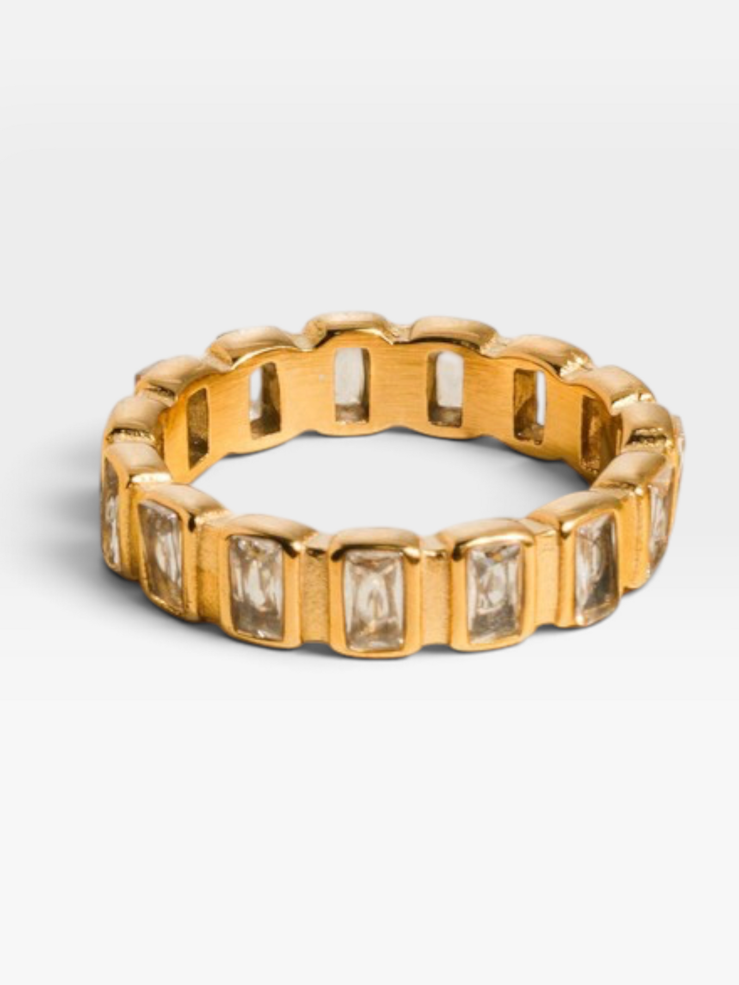 NON TARNISH GOLD RHINESTONE RING (8)