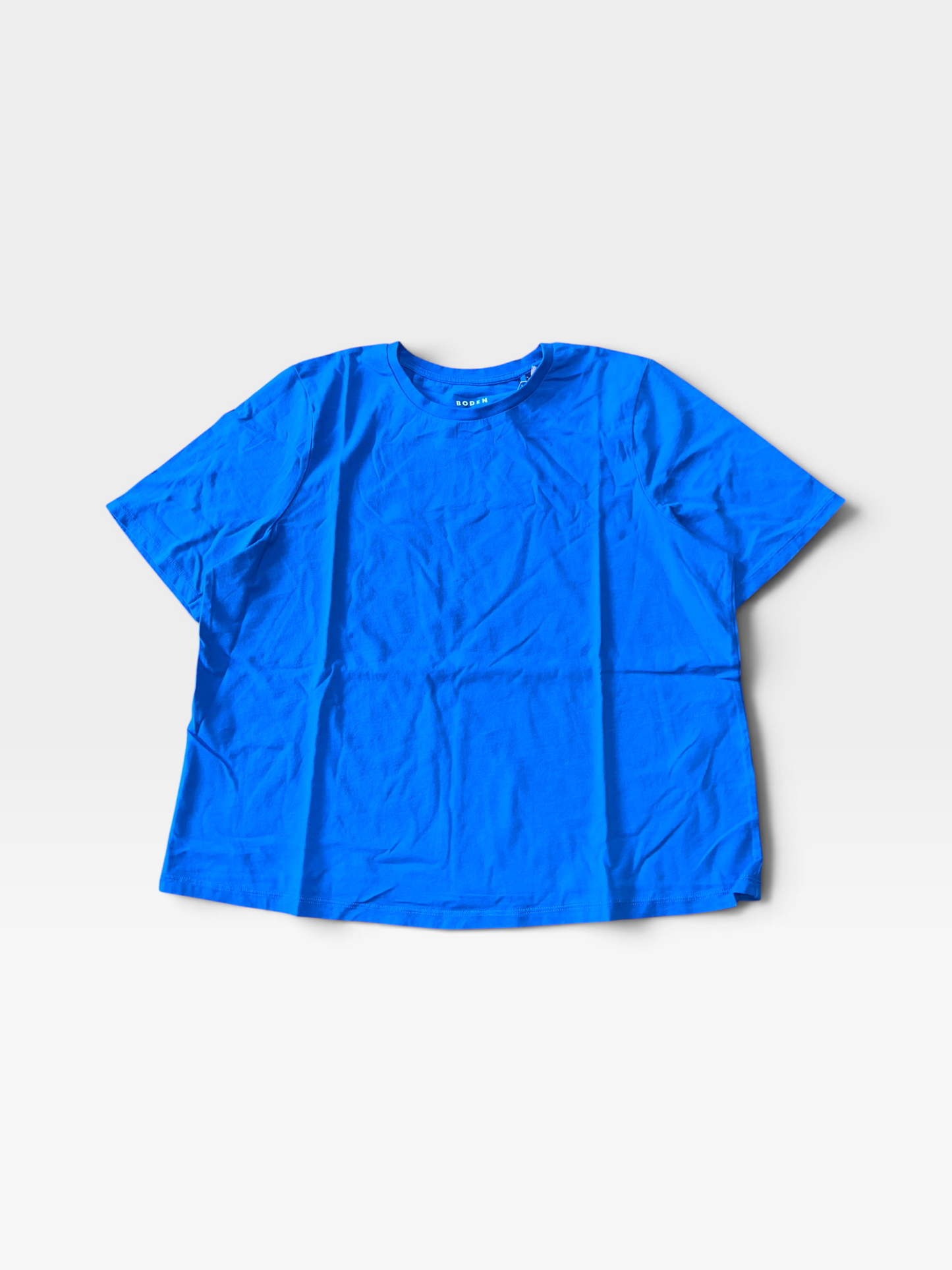 BLUE BODEN TSHIRT (NWT) L