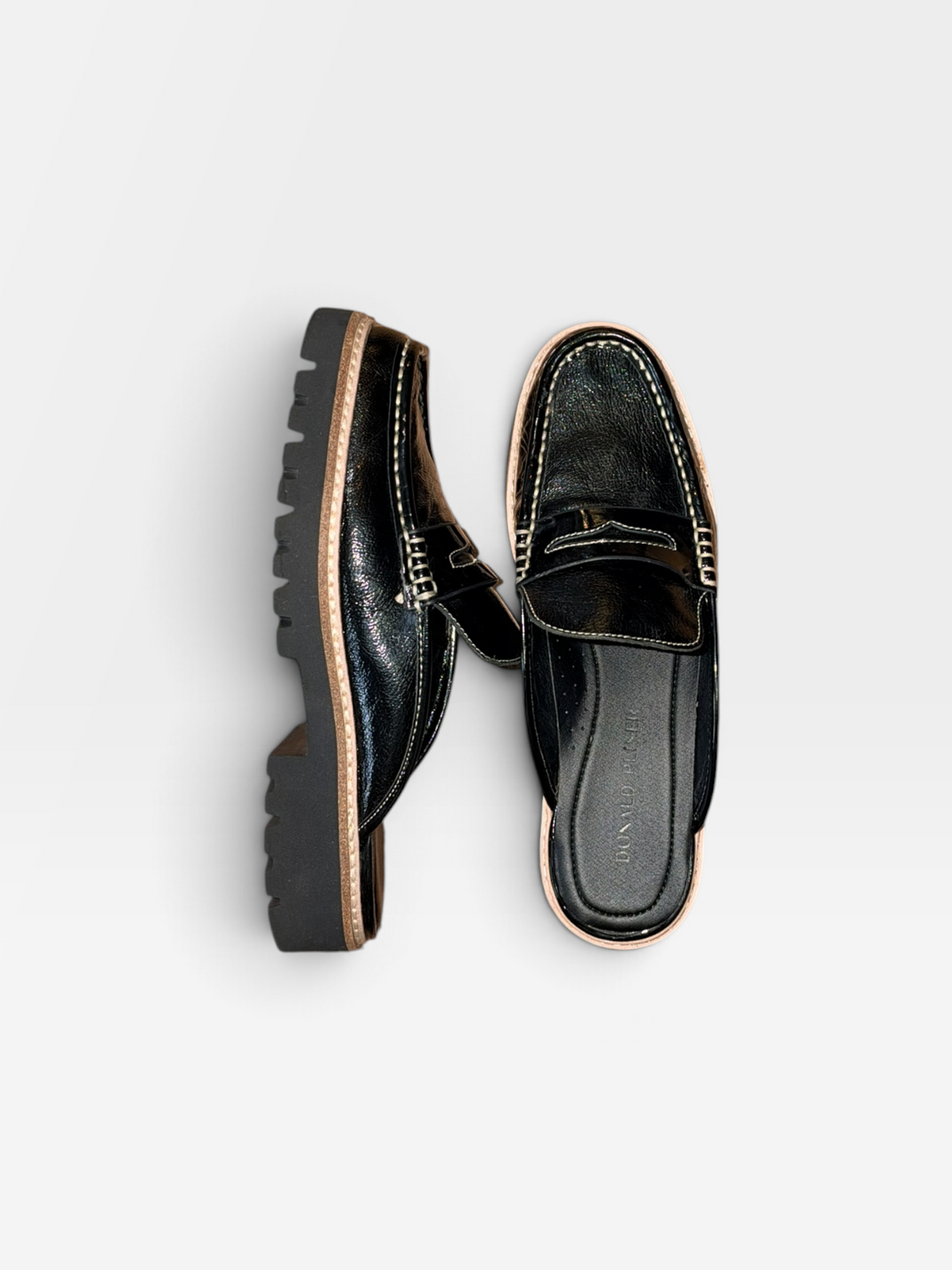 BLACK DONALD PLINER HILLIETP TUMBLED PATENT SHOES | 9