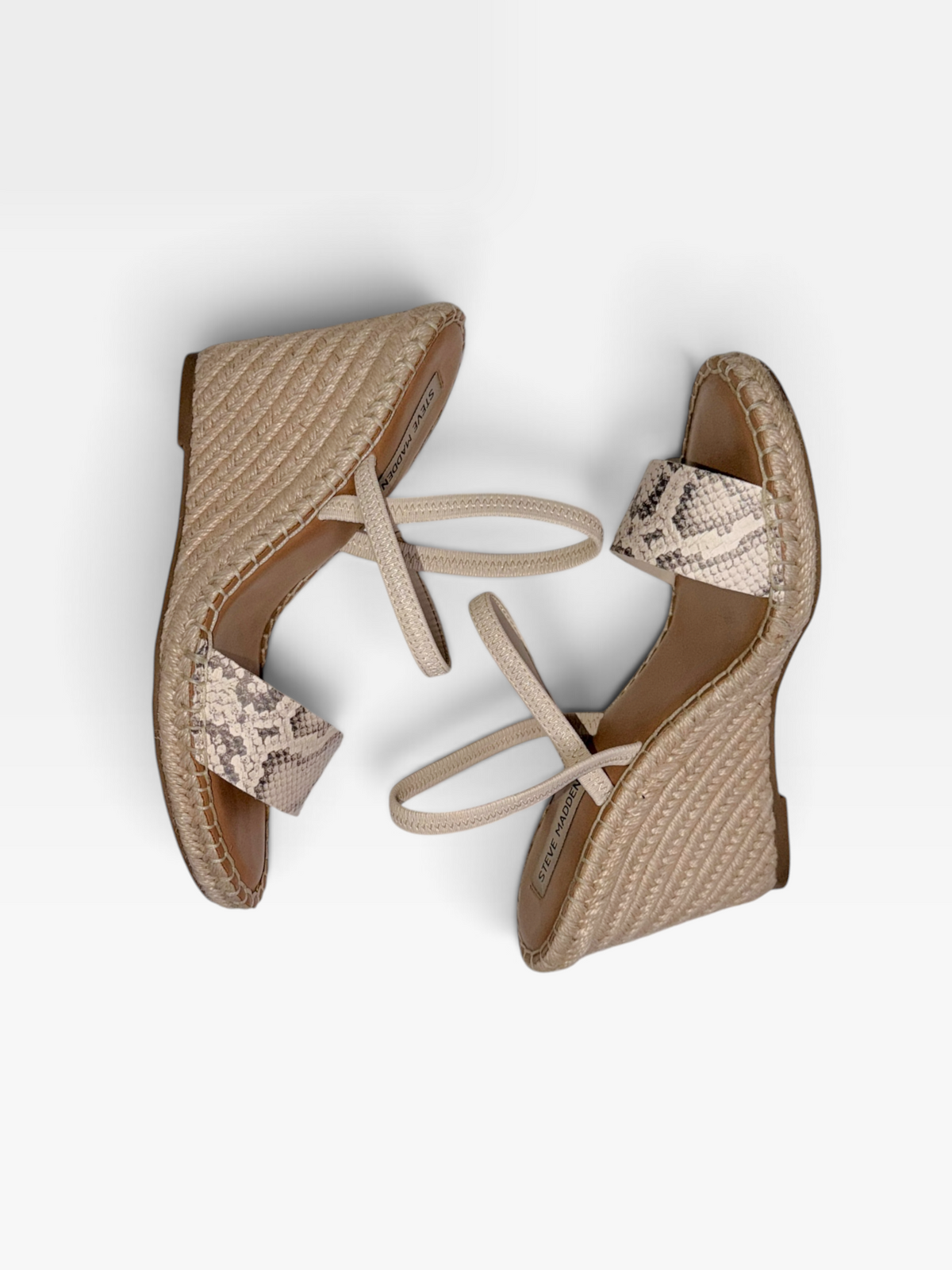 BEIGE STEVE MADDEN WEDGE 8.5