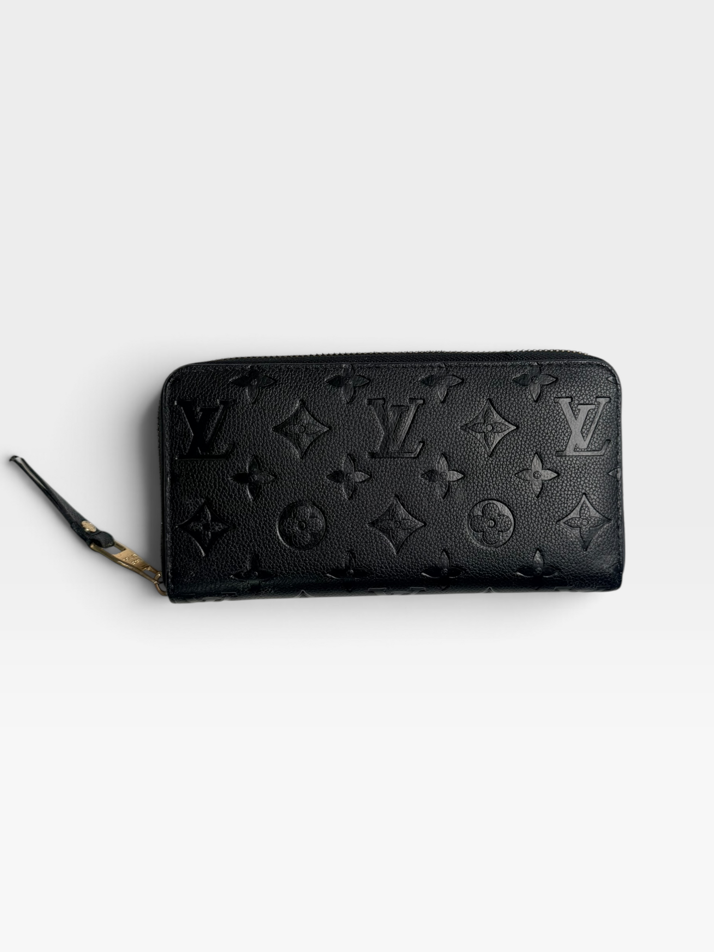 BLACK LOUIS VUITTON WALLET (NOT AUTH)