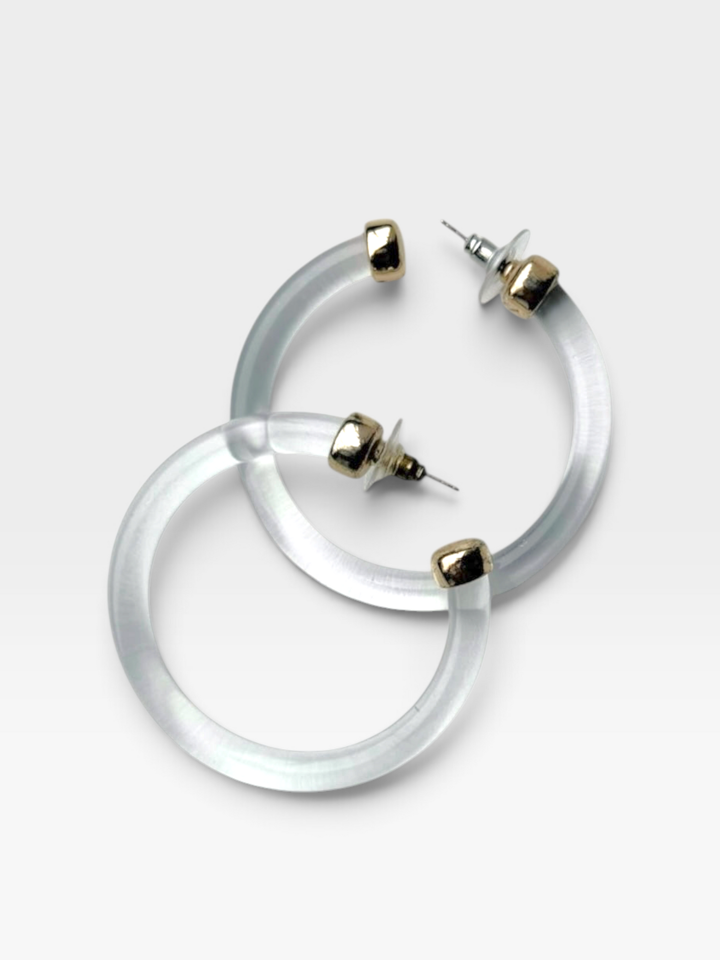 CLEAR HOO EARRINGS