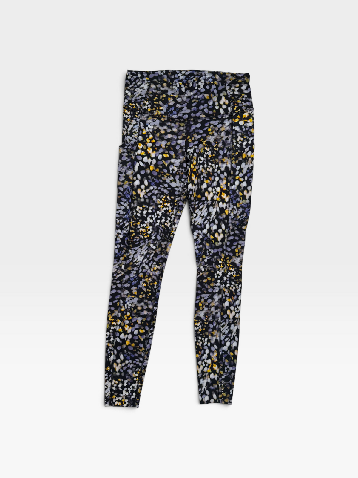 BLACK/MULTI LULULEMON LEGGINGS (NWT) 8