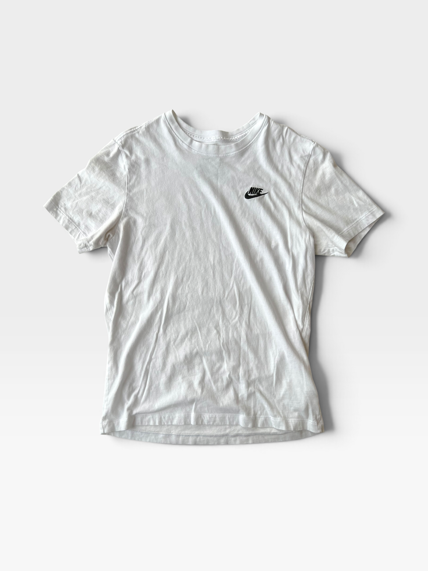 MEN'S WHITE NIKE SHIRT M