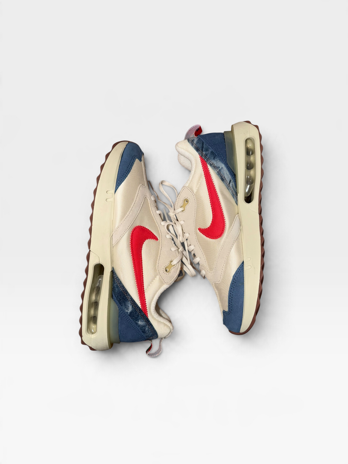 WHITE/BLUE/RED NIKE AIR MAX DAWN SHOES 10