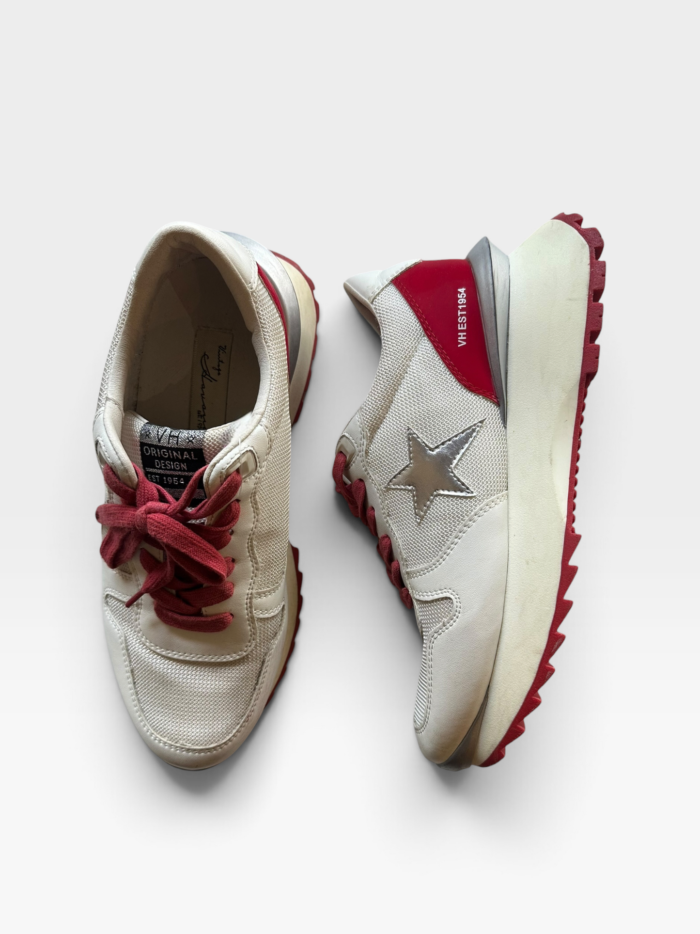 WHITE/RED VINTAGE HAVANA SHOES 9