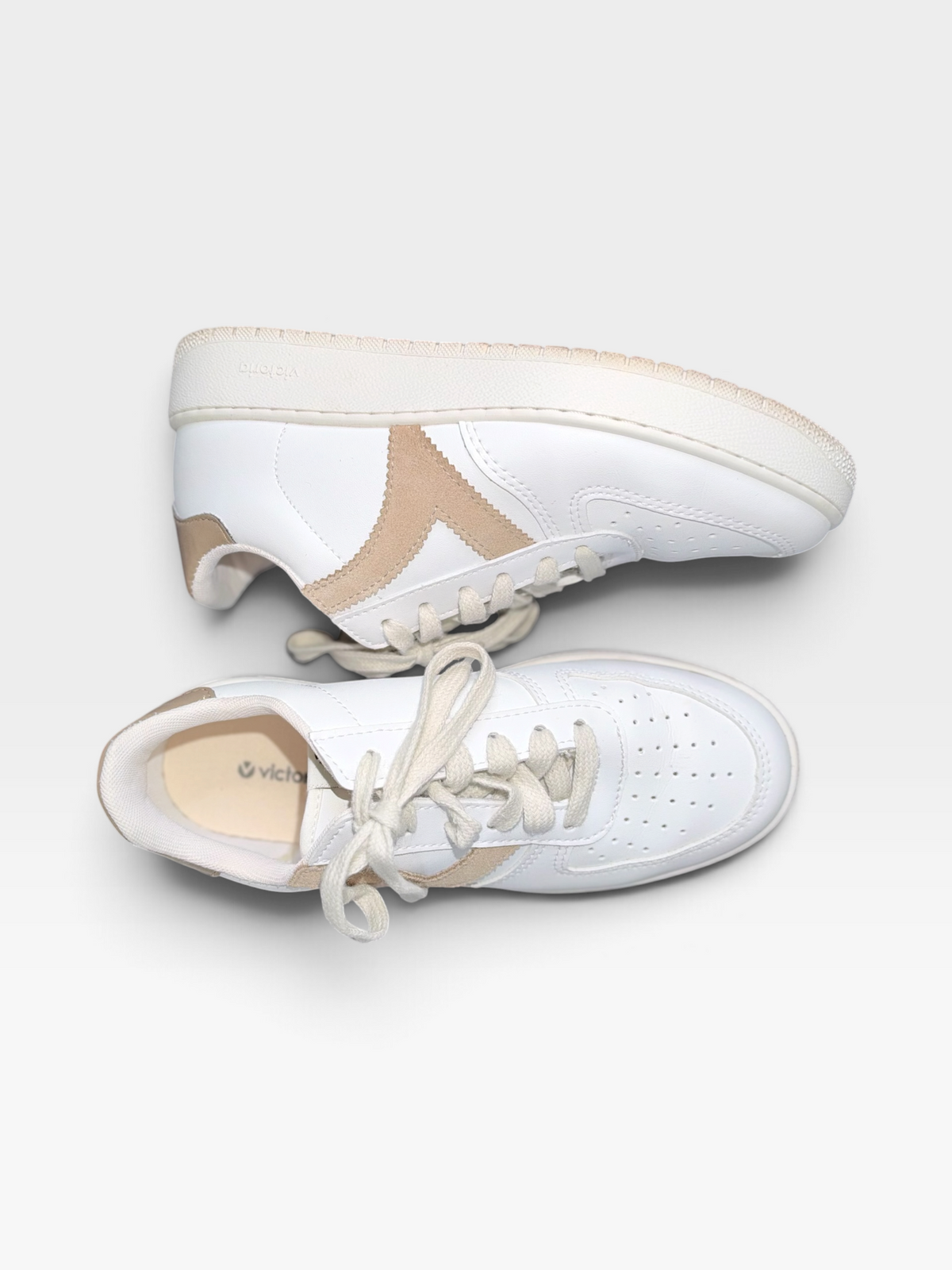 WHITE VICTORIA MADRID EFECTO SNEAKERS | 38
