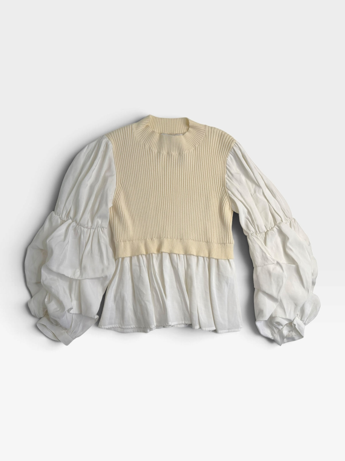 CREAM/WHITE ENGLISH FACTORY SWEATER TOP M