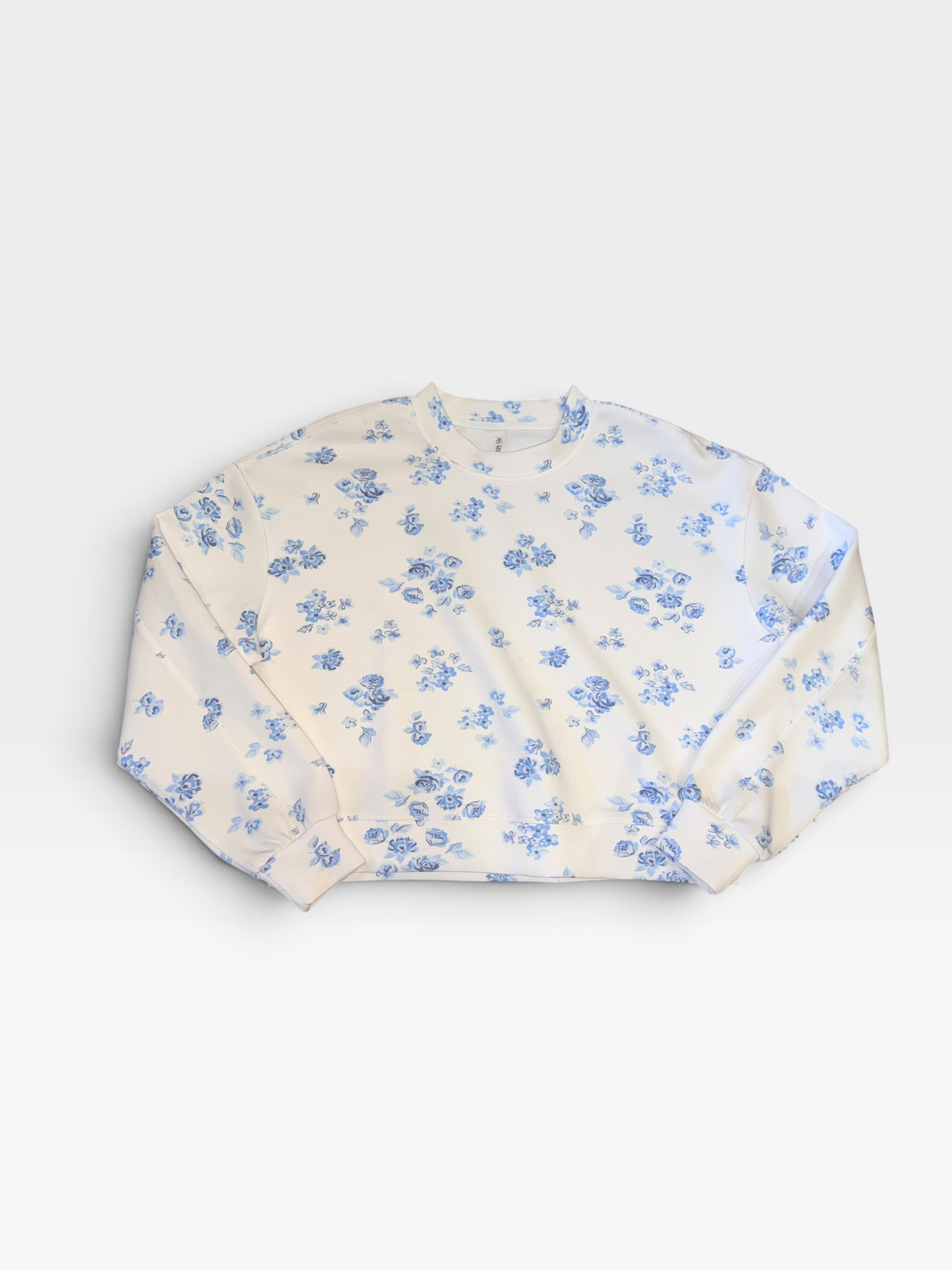 WHITE/BLUE FLORAL AS REVIVAL PULLOVER XS