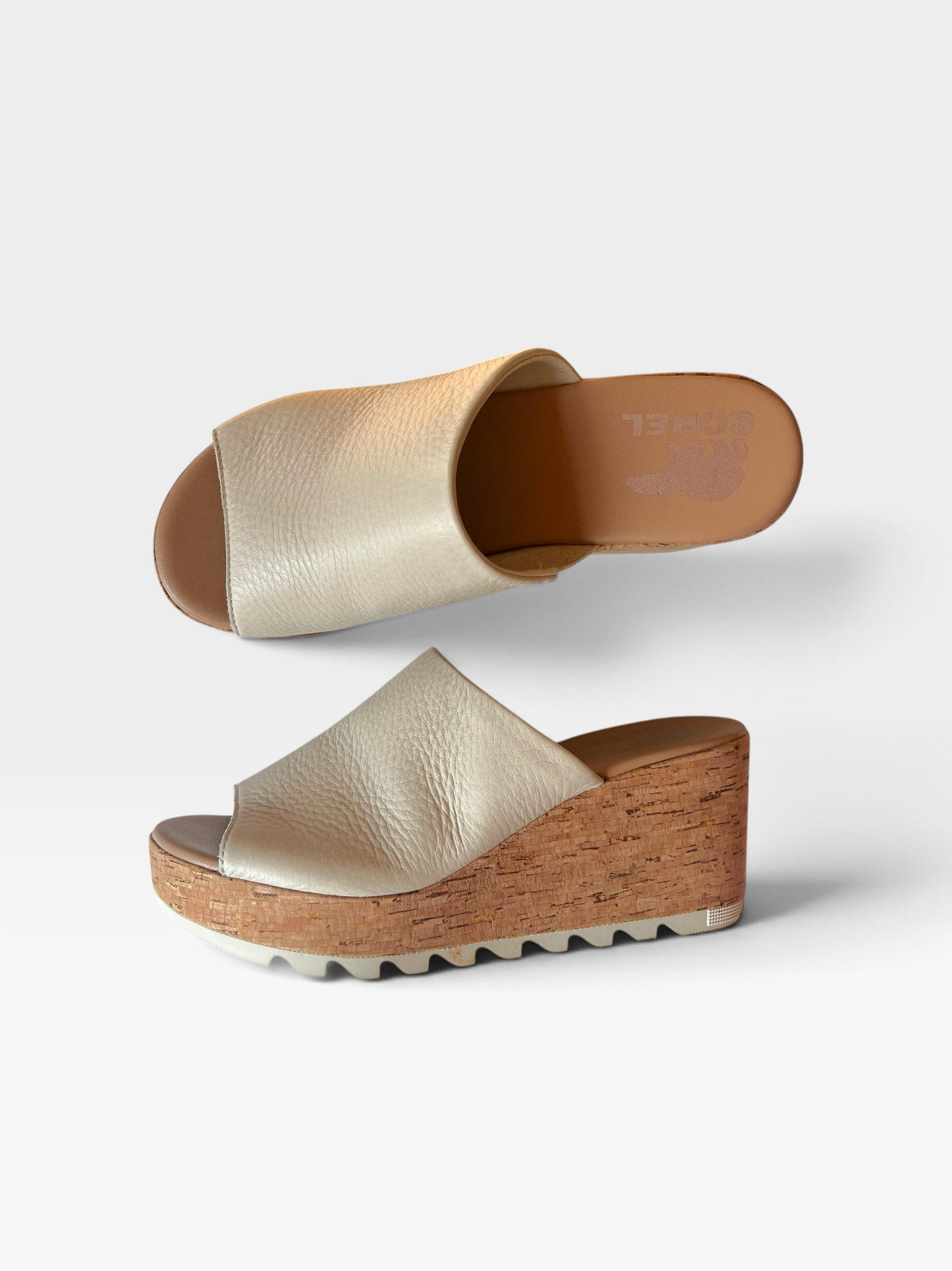 CREAM SOREL WEDGES 6.5