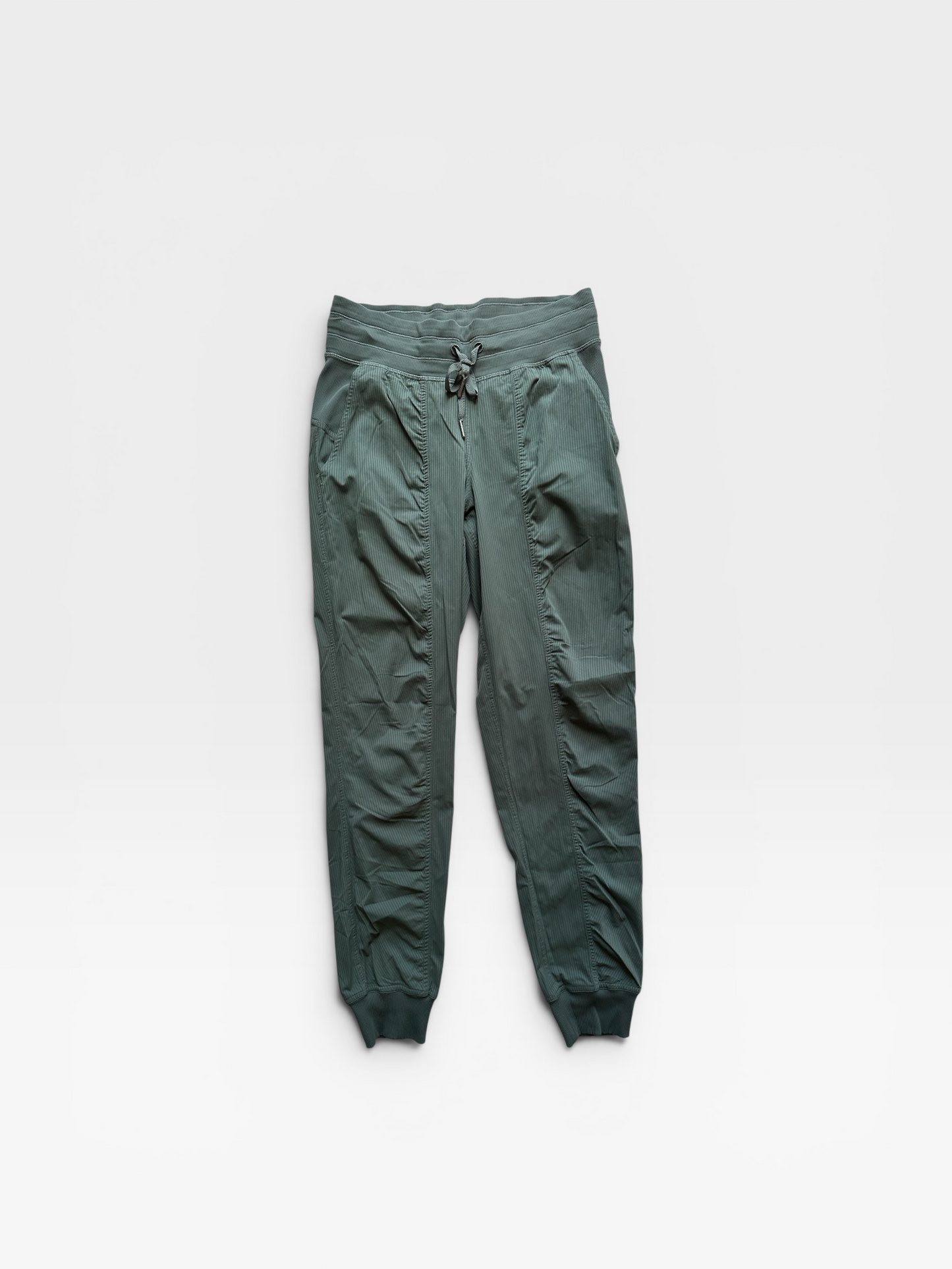 GREEN LULULEMON JOGGERS 4
