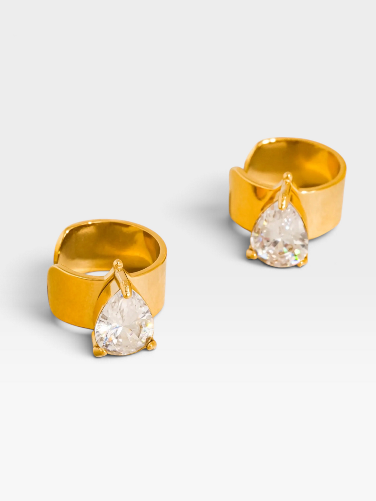 18K GOLD NON-TARNISH PEAR CRYSTAL CUFFS EARRINGS