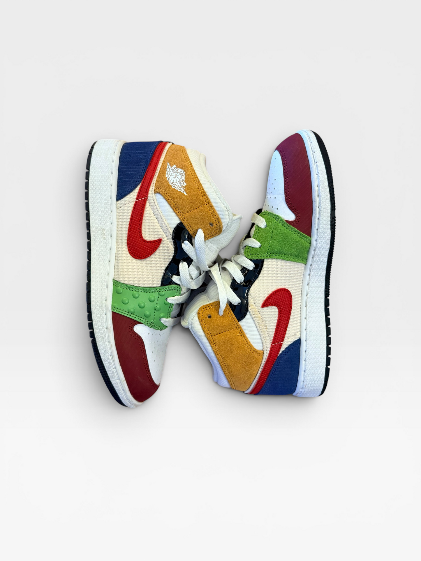 WHITE/GYM RED-BLACK AIR JORDAN 1 MID SE SNEAKERS 7.5