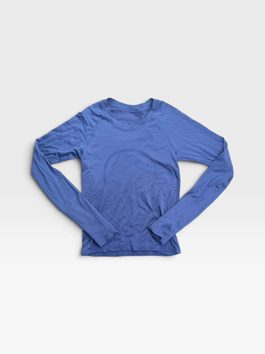 NAVY LULULEMON LONGSLEEVE TOP 4