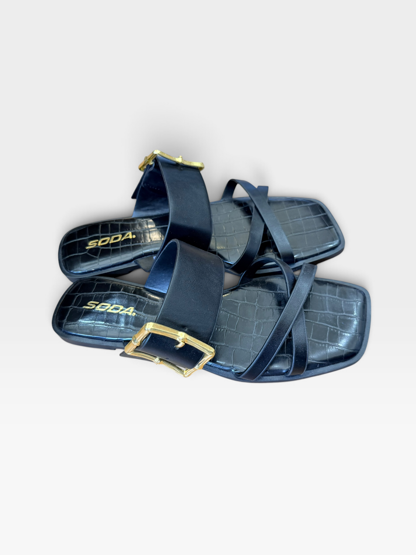BLACK SODA SANDALS 9