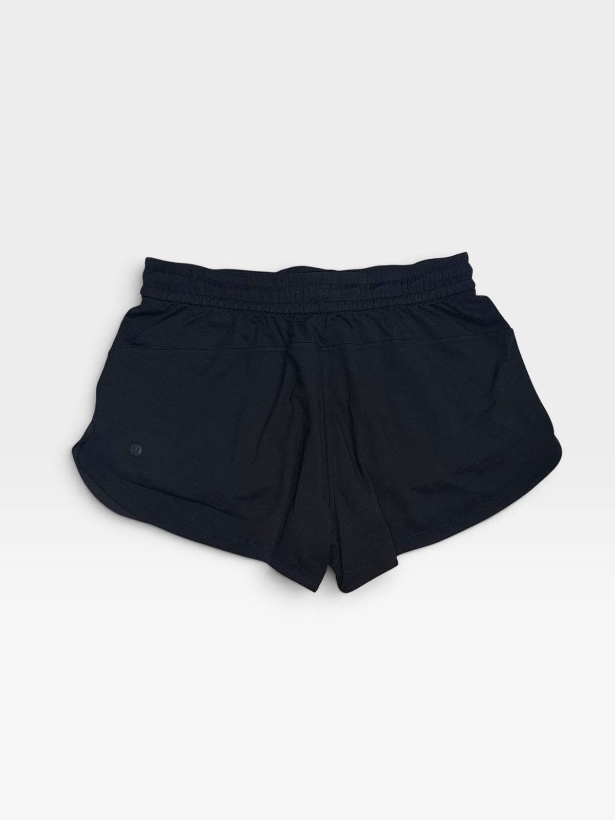 BLACK LULULEMON SOFT JERSEY CURVED-HEM SHORTS M