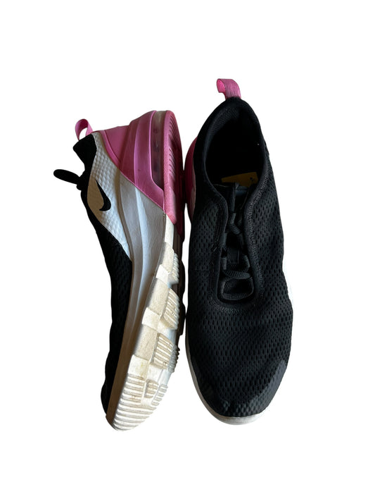 BLACK/PINK NIKE SHOES (Y7/W8.5)