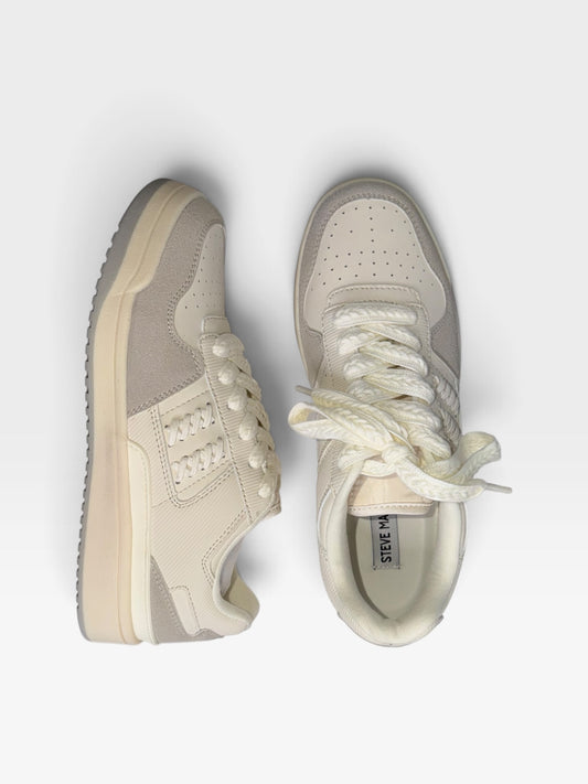 WHITE STEVE MADDEN SNEAKERS (NWOT) 10