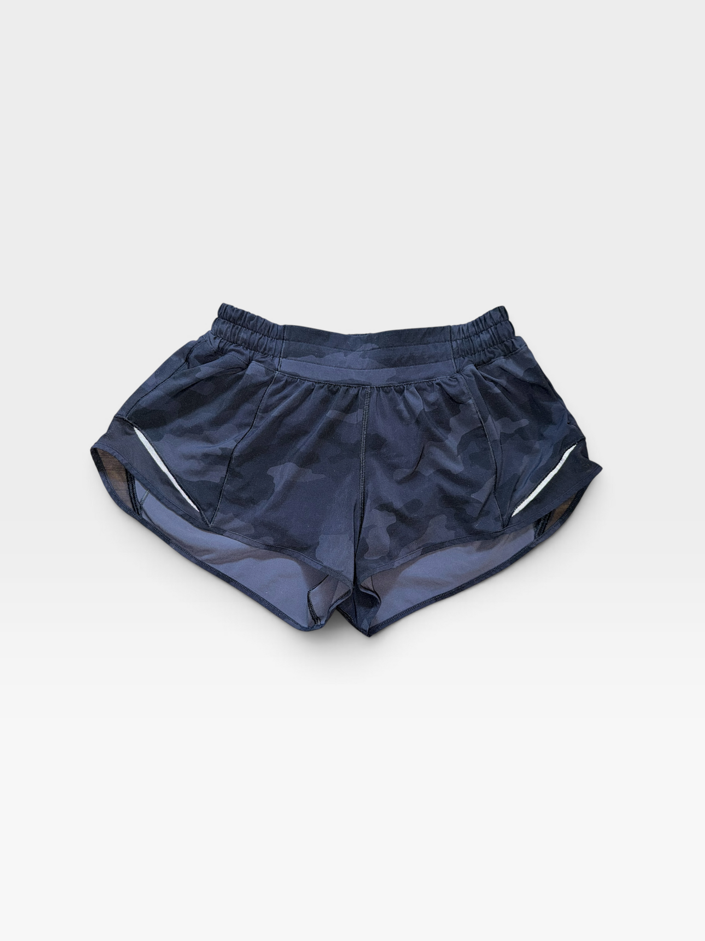 BLACK CAMO LULULEMON SHORTS 6