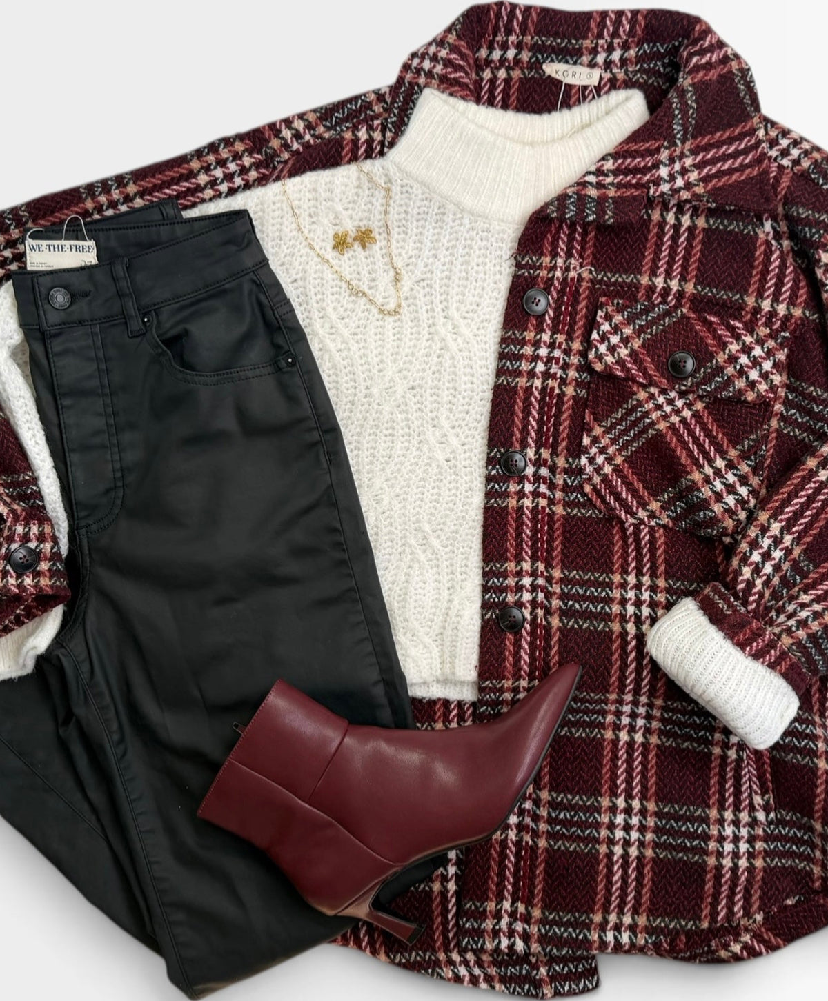 WHITE CHELSEA & VIOLET CROPPED SWEATER | S