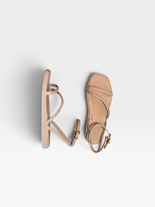 TAN CROCS SANDAL 6