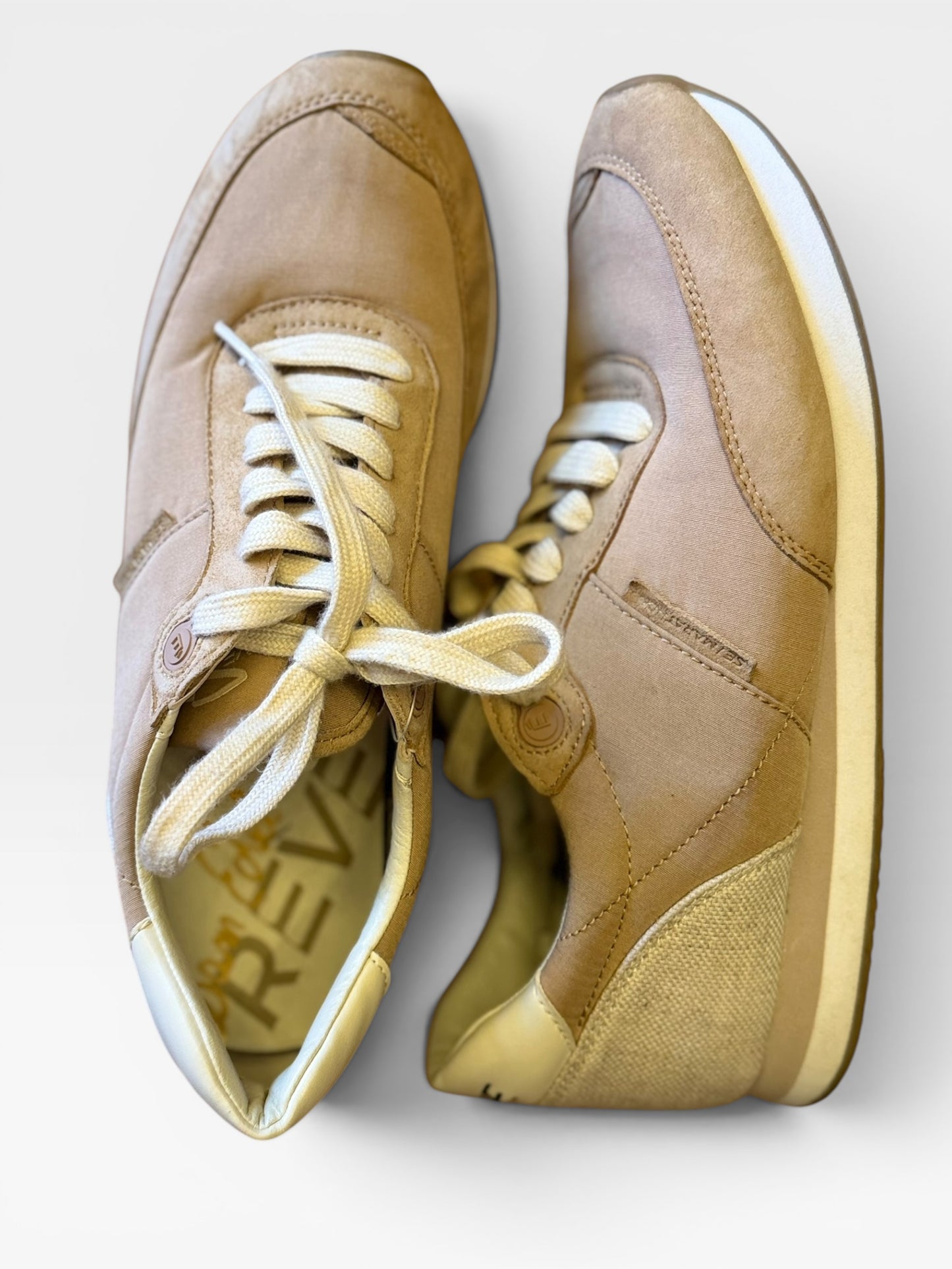 TAN SAM EDDLEMAN SNEAKERS 9