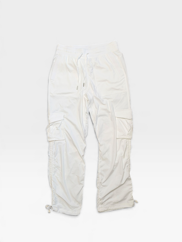 WHITE LULULEMON PANTS S