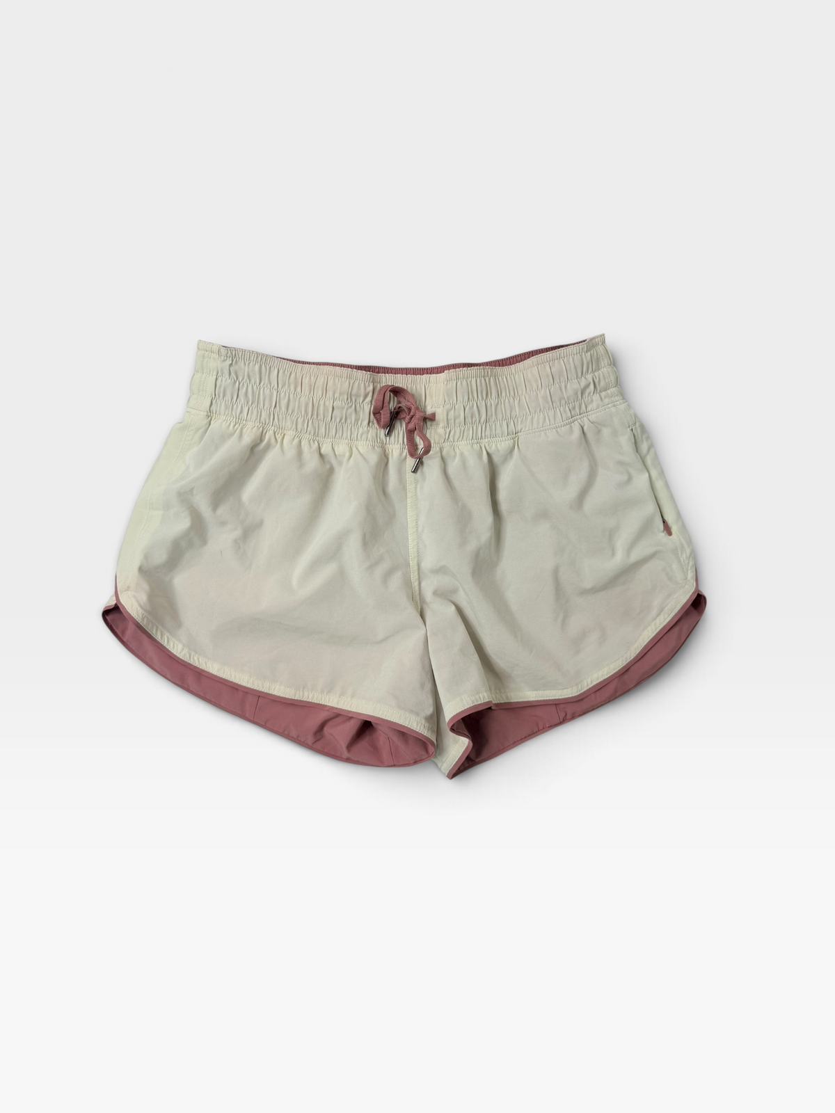 CREAM/PLUM LULULEMON SHORTS (REVERSIBLE) 6