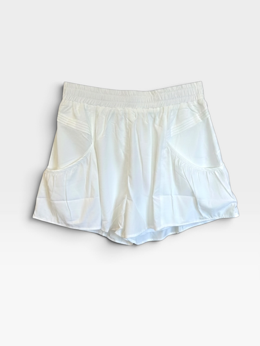 WHITE ENTRO SHORTS (NWT) M