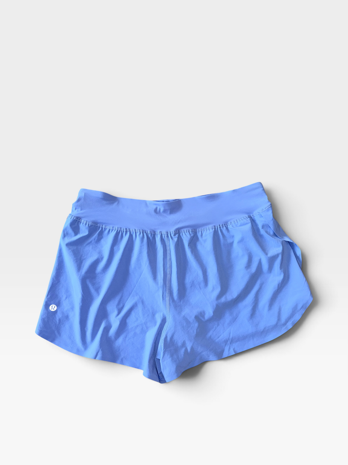 BLUE LULULEMON SHORTS L