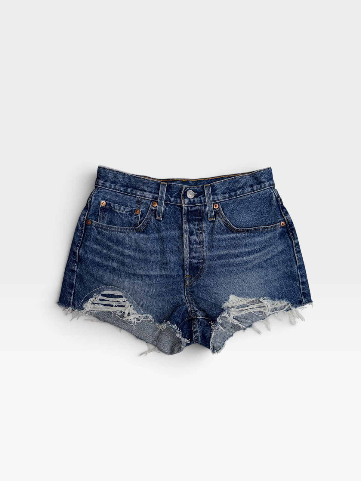DENIM LEVIS SHORTS 26