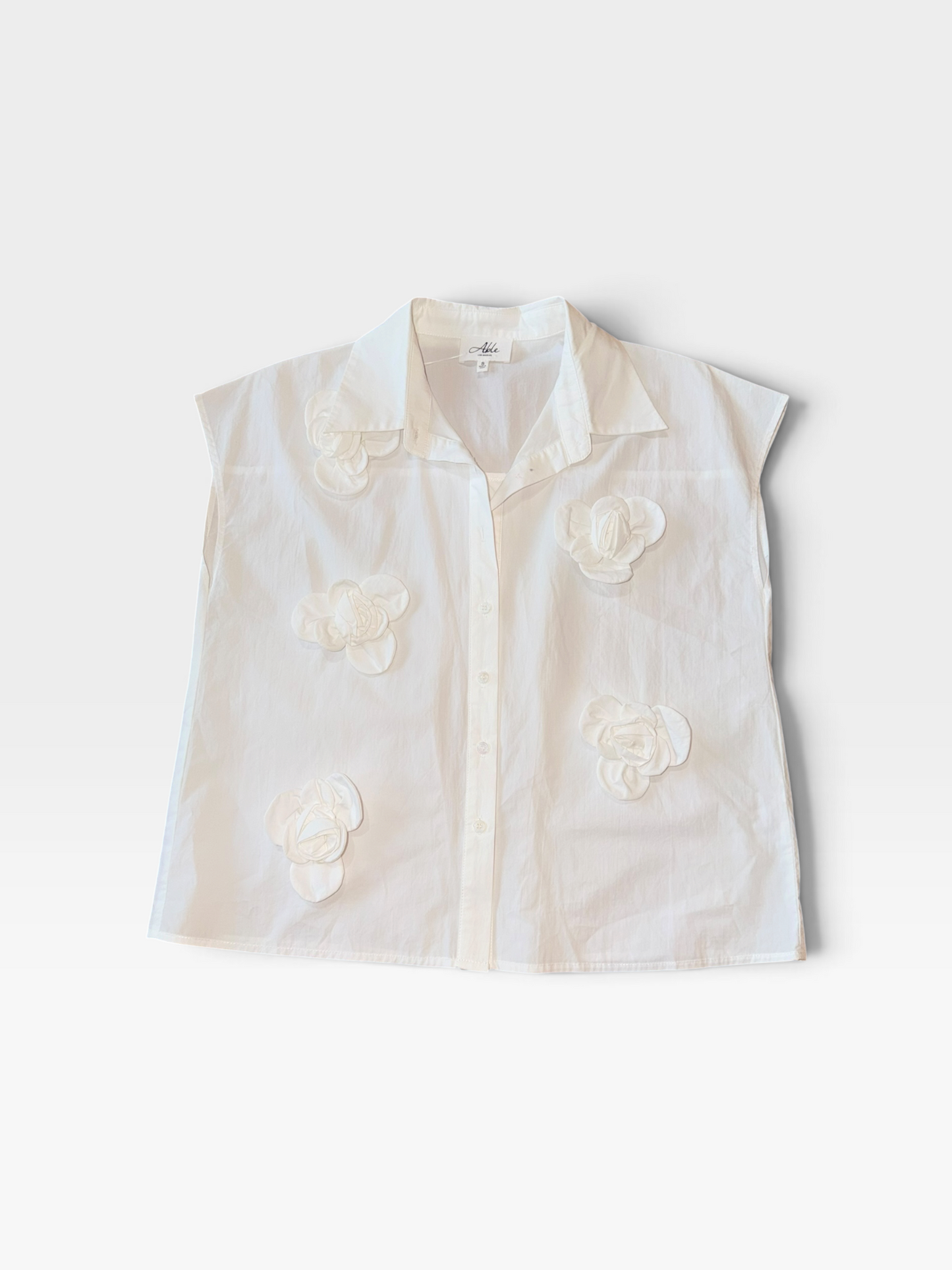 WHITE ABLE FLOWER TOP S