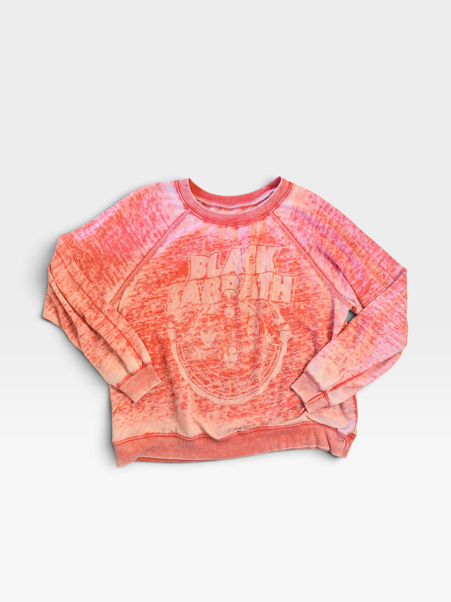 RED RECYCLED KARMA "BLACK SABBATH" PULLOVER M
