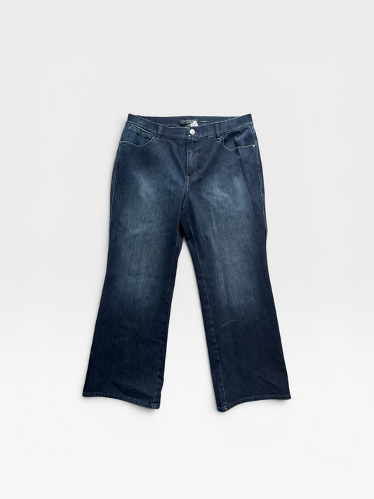 DARK WASH LAFAYETTE 148 JEANS (NWT $298) 8