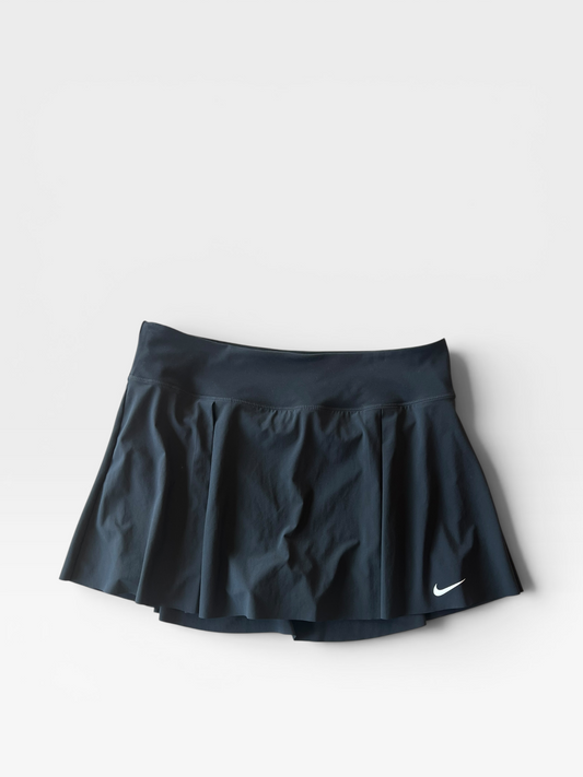 BLACK NIKE SKORT XL
