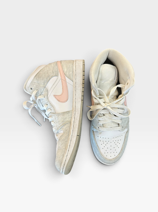 GREY/PINK NIKE AIR JORDANS HIGH TOPS 9