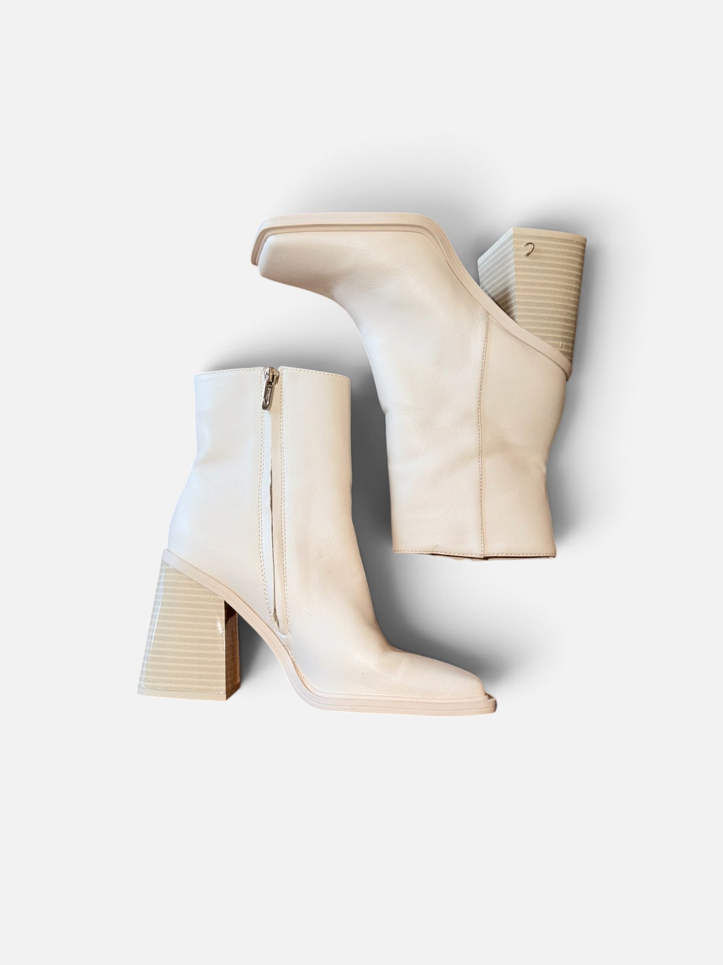 CREAM SQUARE TOE CIRUS-NY BOOTS 8