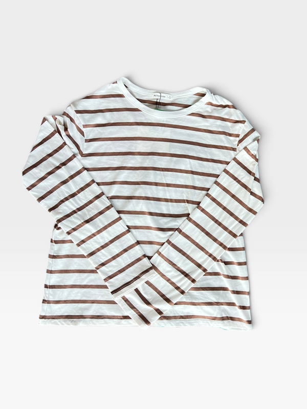 STRIPE ACTIVE USA TSHIRT (NWT) S