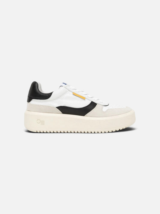 BLACK/WHITE PRAGUE ONCEPT SHOE (NWT $275) 9.5