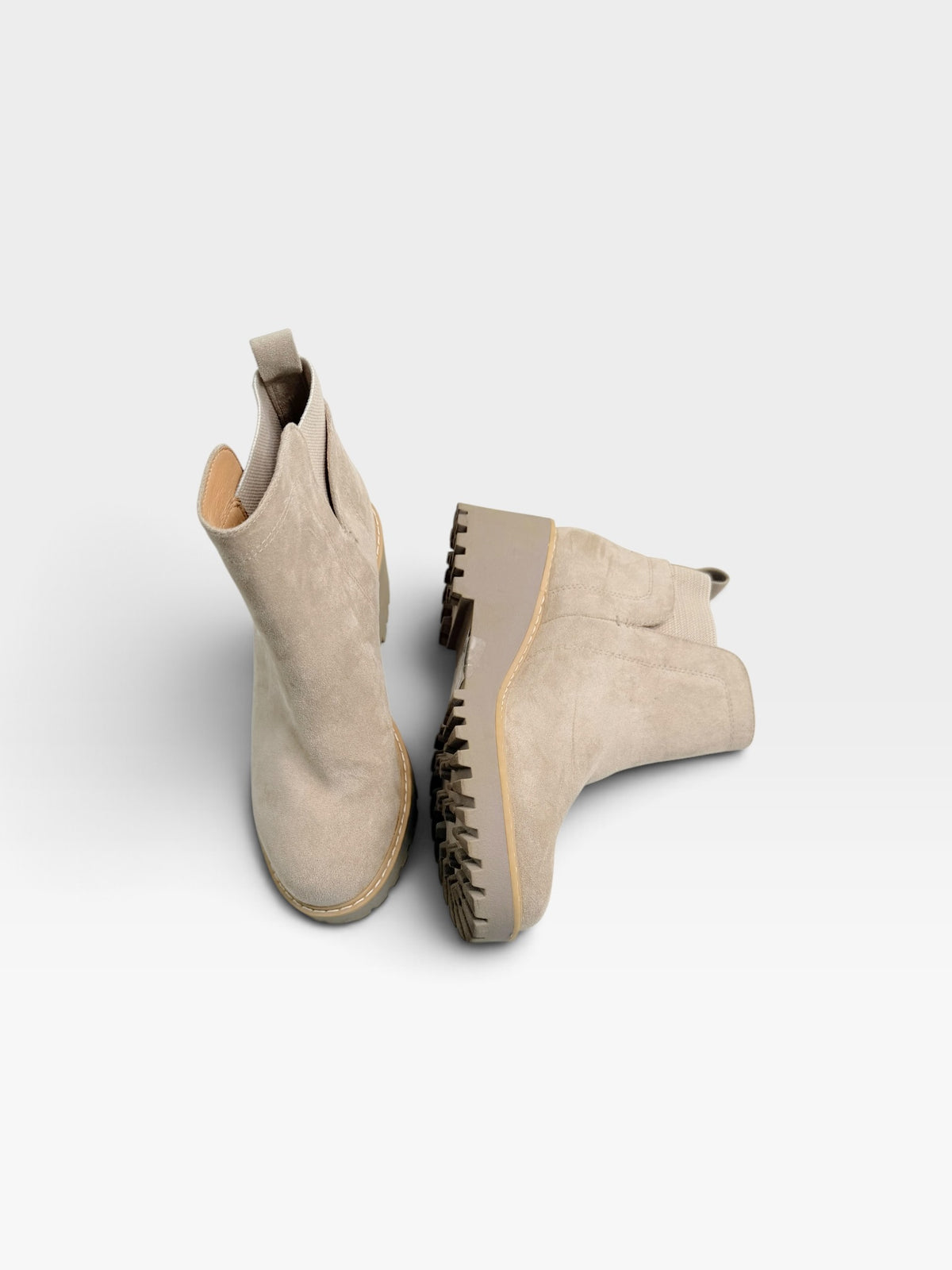 BEIGE DOLCE VITA BOOT 9.5